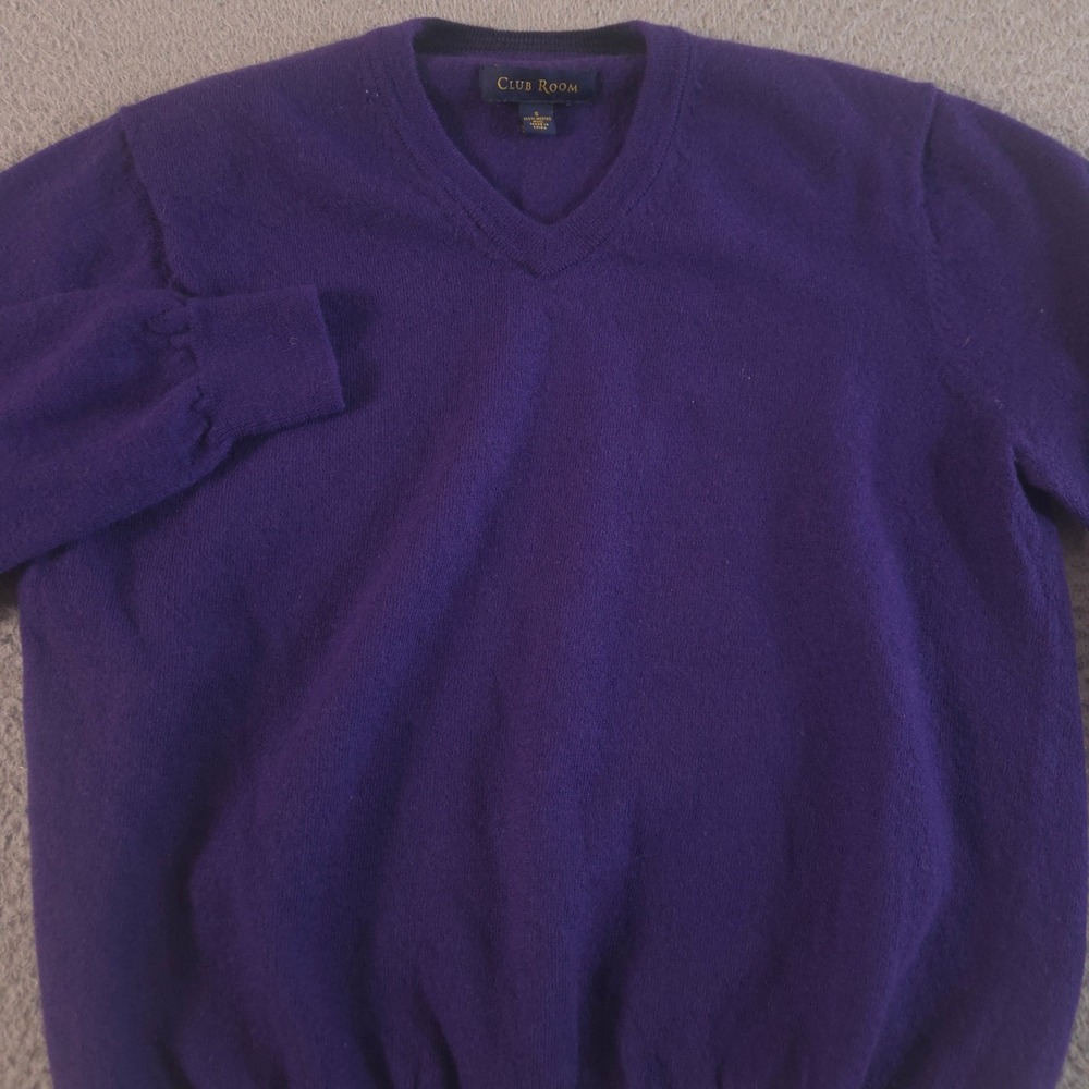 Club Room Sweater Mens Small Purple 100% Merino Wool V-Neck Pullover Classic - Picture 1 of 8